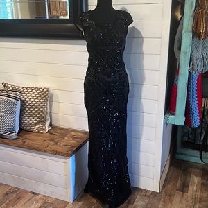 Black Nude Sequin Mesh Cap Sleeve Long Gown - Size 10